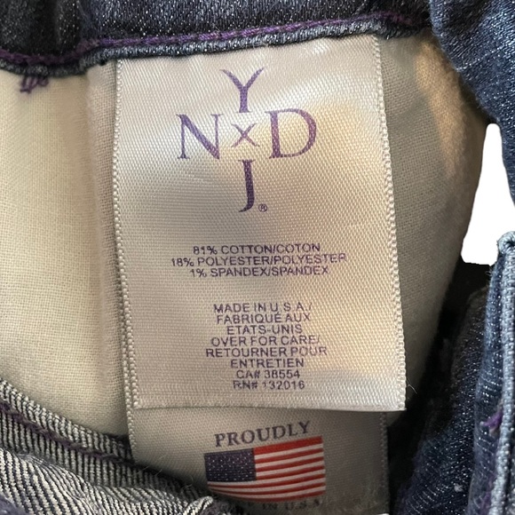 NYDJ Straight Leg Stretchy Lift Tuck Technology Mom Jeans Glitter Butt Pockets - Picture 15 of 16